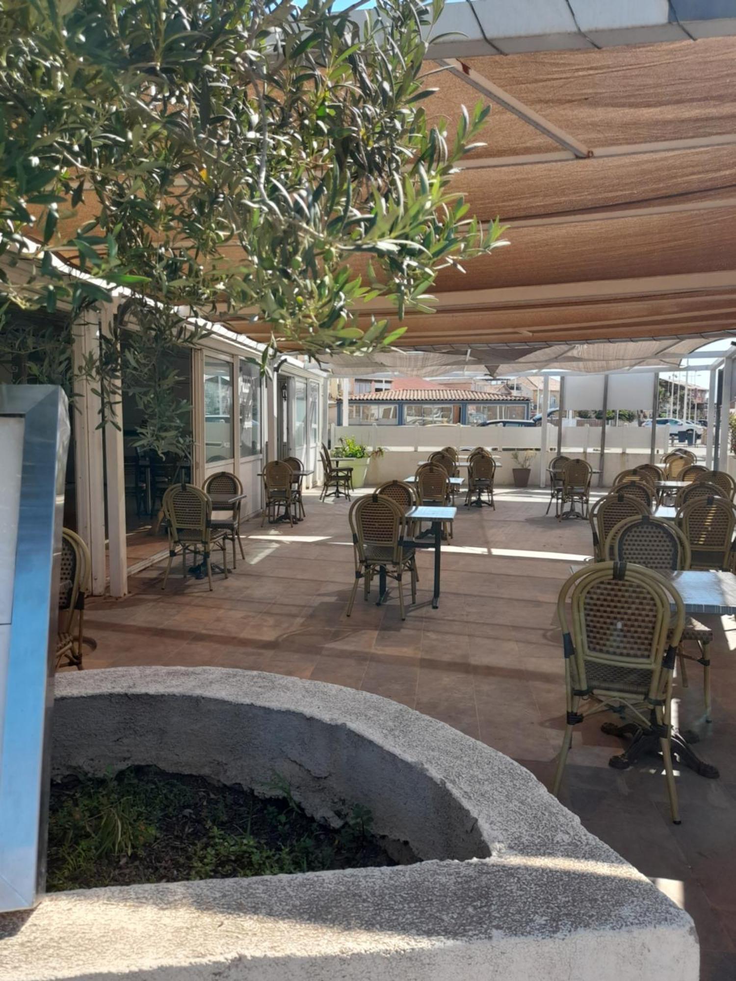 Hotel Restaurant Calypso フォス・シュル・メール エクステリア 写真