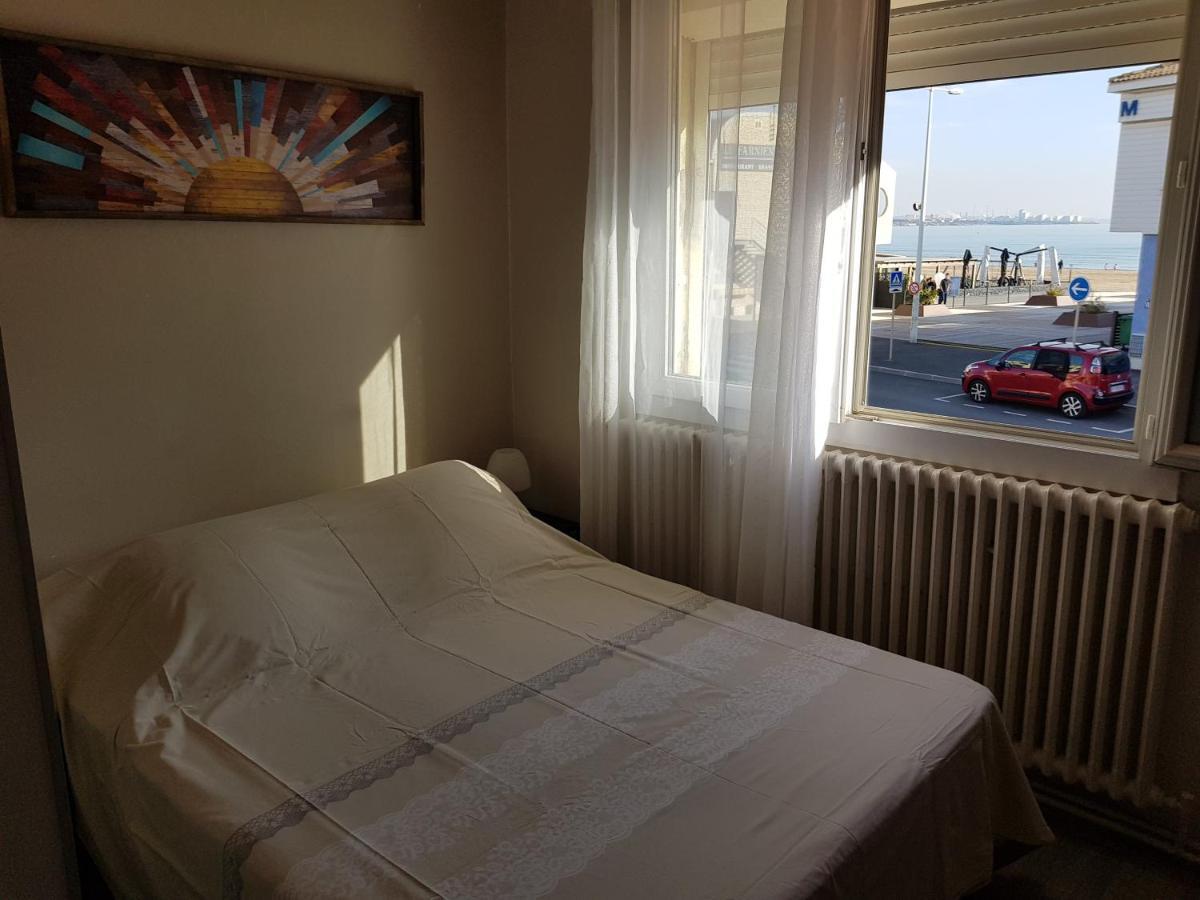Hotel Restaurant Calypso フォス・シュル・メール エクステリア 写真